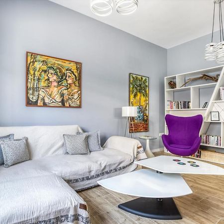 Spacious Flat With Courtyard And Private Parking! Athen Exterior foto