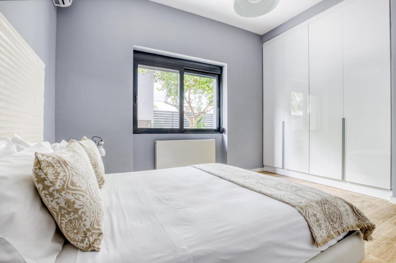 Spacious Flat With Courtyard And Private Parking! Athen Exterior foto