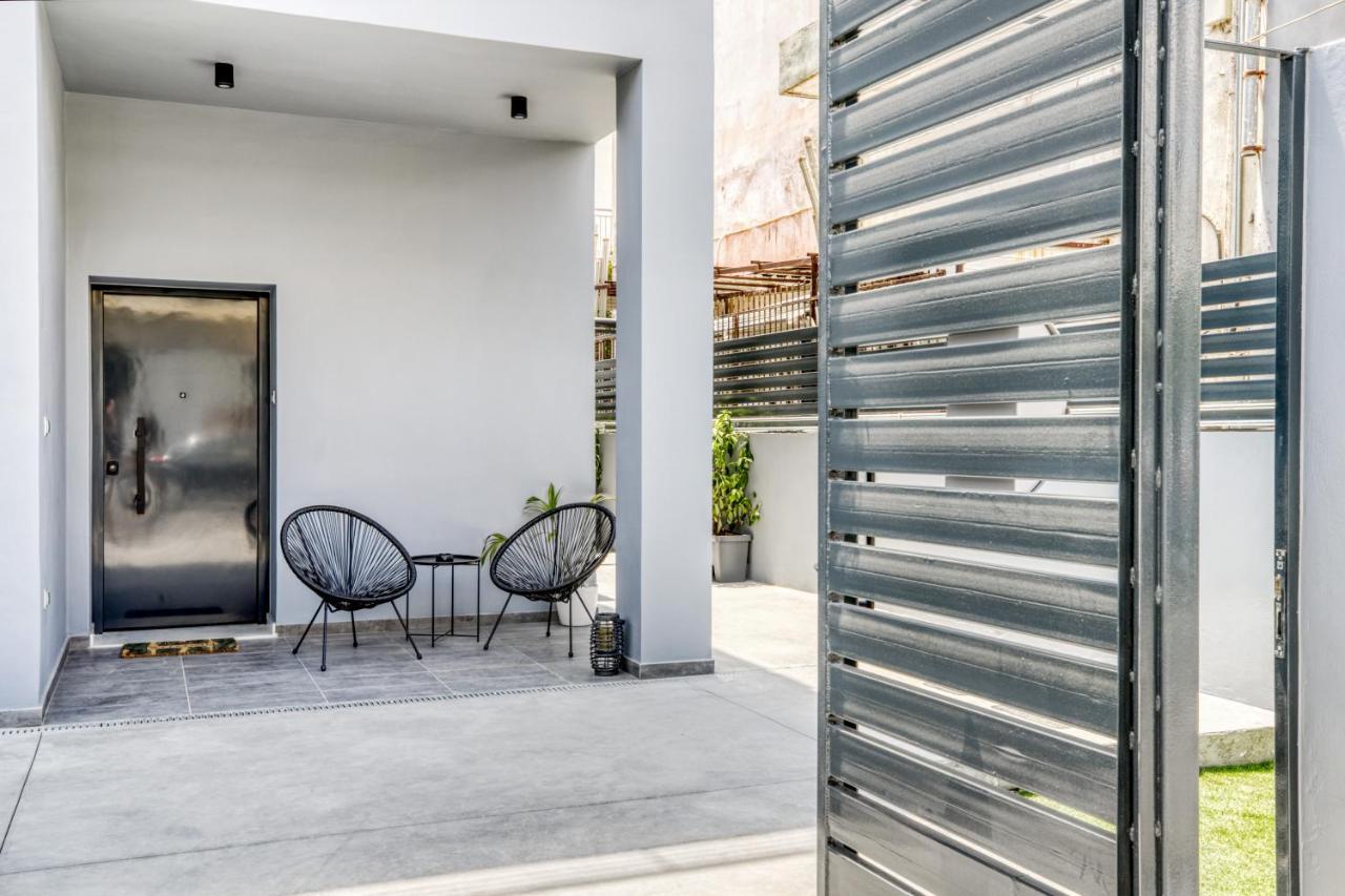 Spacious Flat With Courtyard And Private Parking! Athen Exterior foto