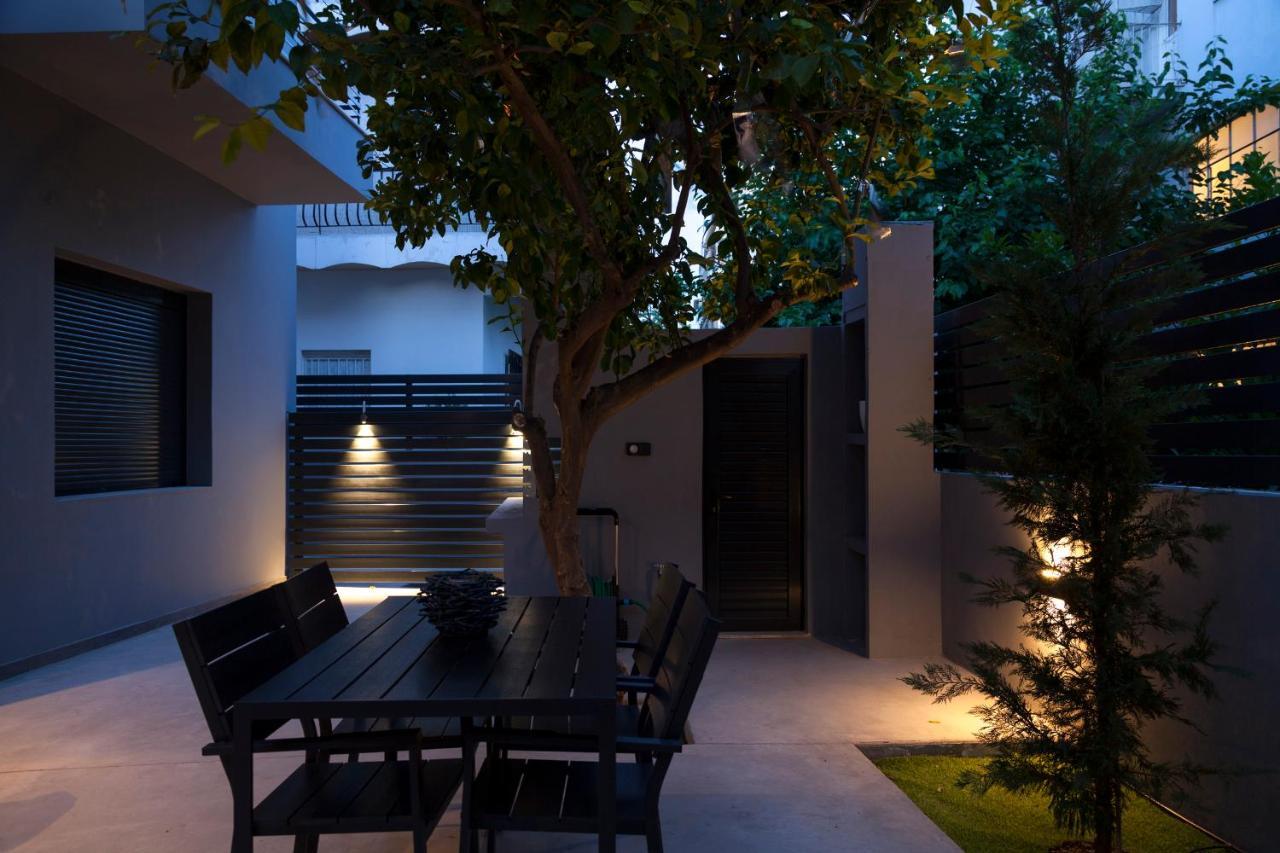 Spacious Flat With Courtyard And Private Parking! Athen Exterior foto